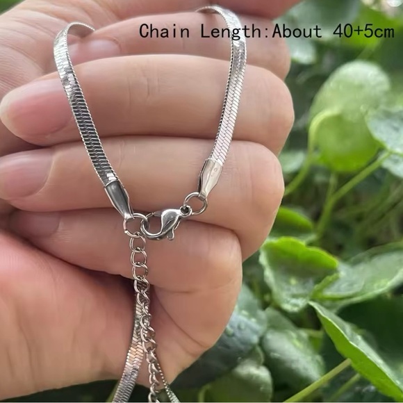 Stainless Steel Curved Crescent Moon Pendant Necklace 17.5” - Picture 4 of 6